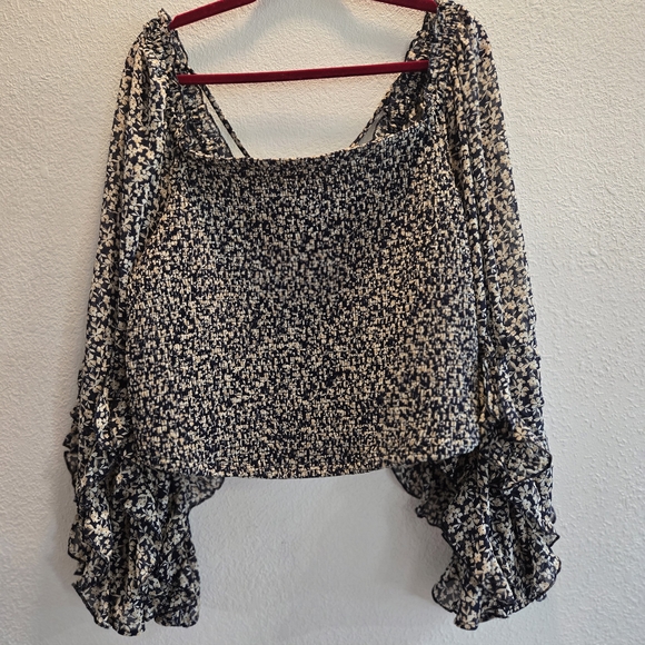 torrid Tops - Torrid‎  and hloral Blouse
